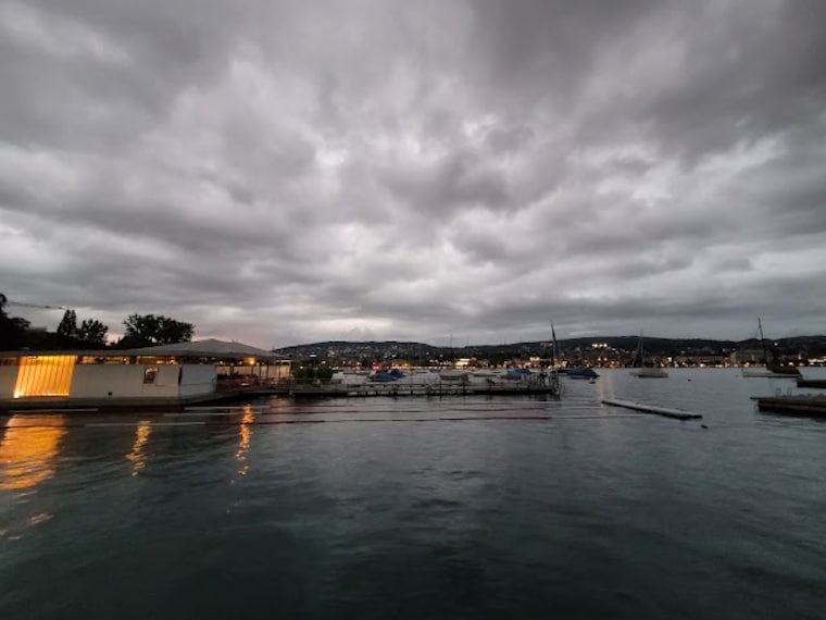 Lakeside badi Zurich_2